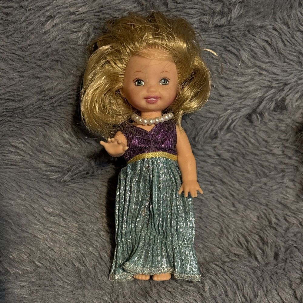 Mattel Barbie 2001 Kelly Doll Mermaid Fun Dress Necklace